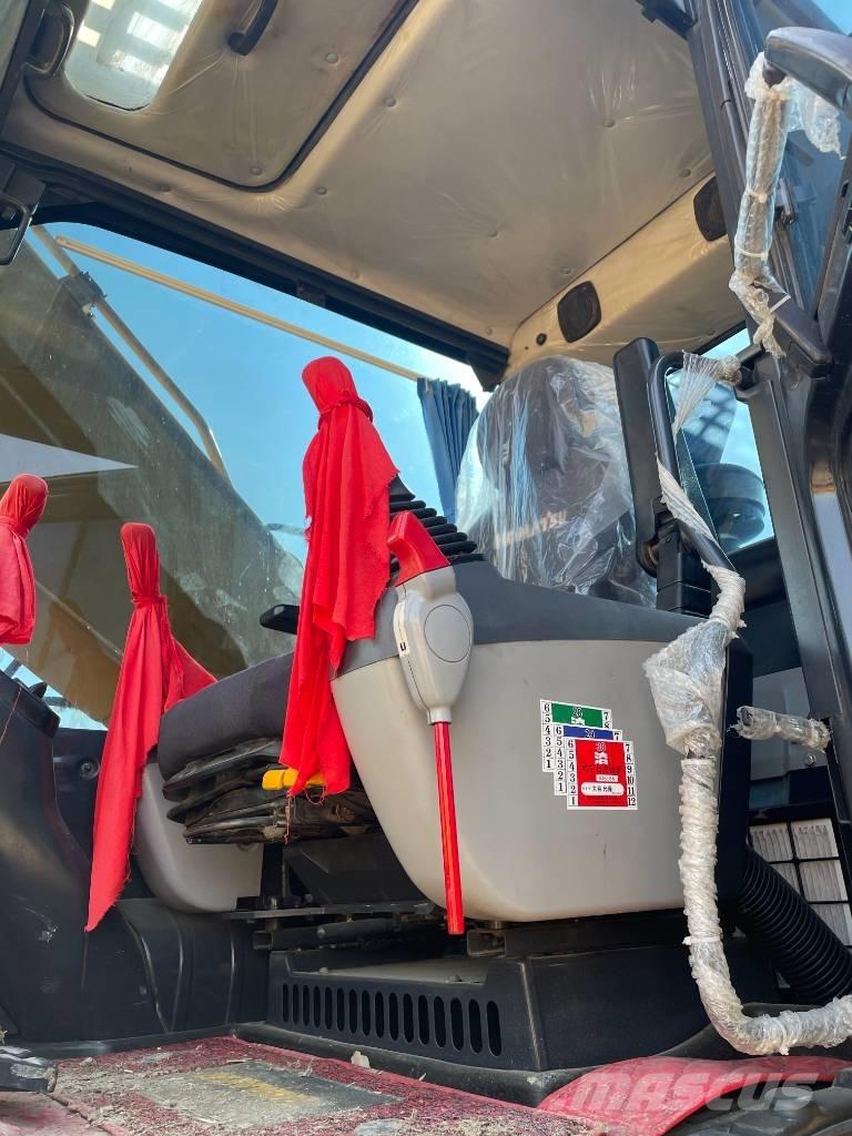 Komatsu PC 210-8 Bandgrävare