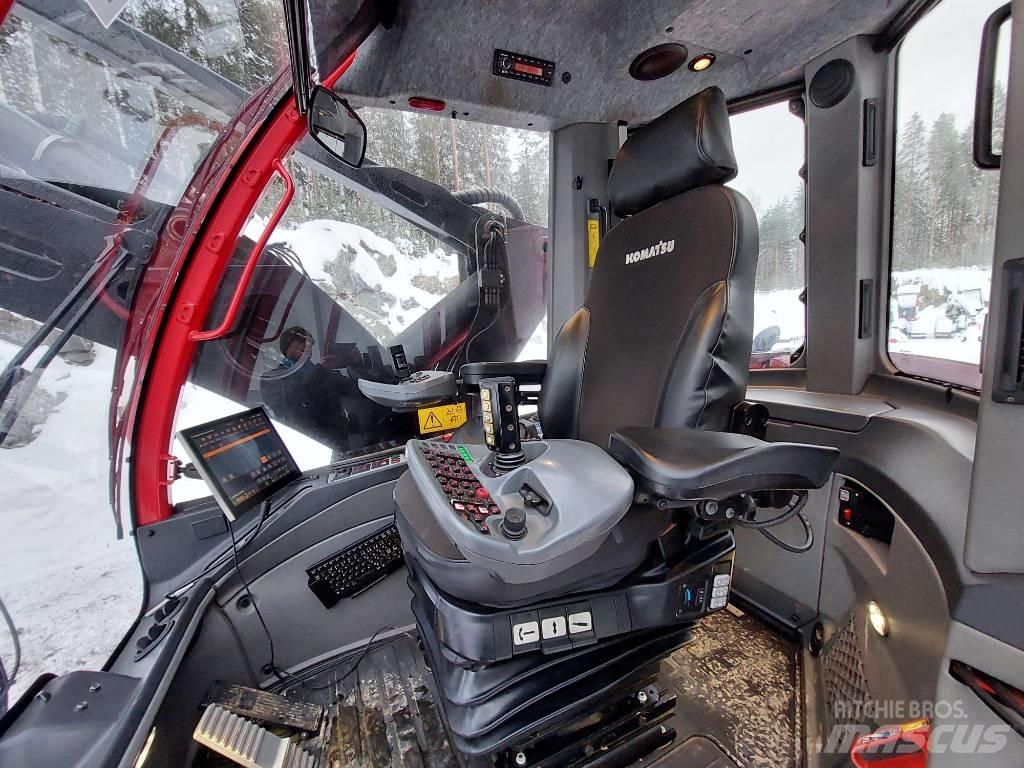 Komatsu 901XC Skördare