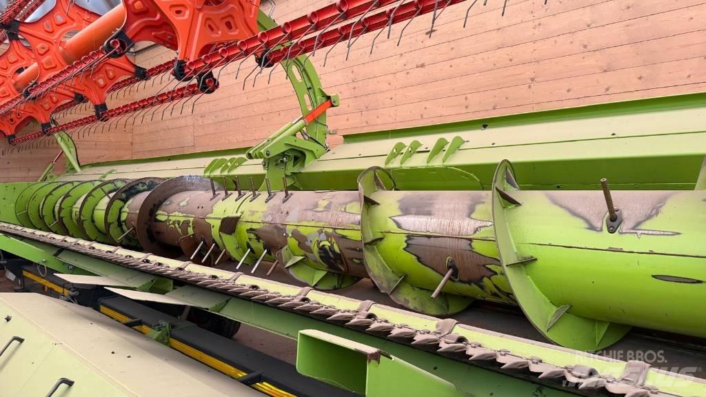 CLAAS Lexion 770 TT Skördetröskor