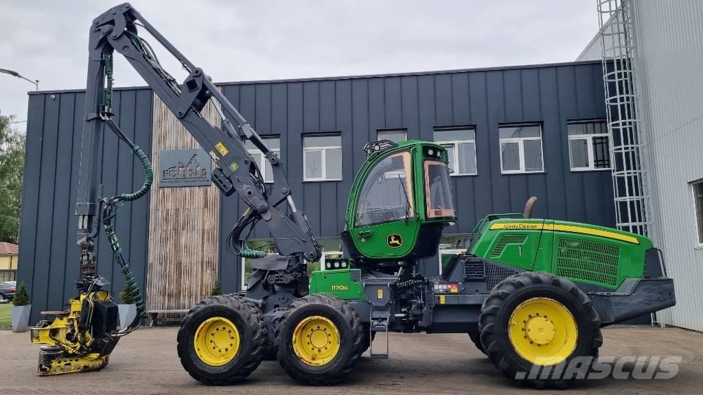 John Deere 1170 G Skördare