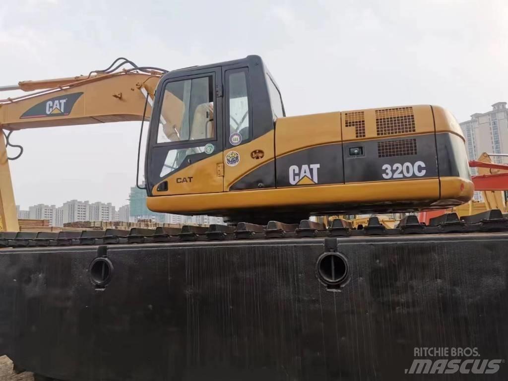CAT 320 C Bandgrävare