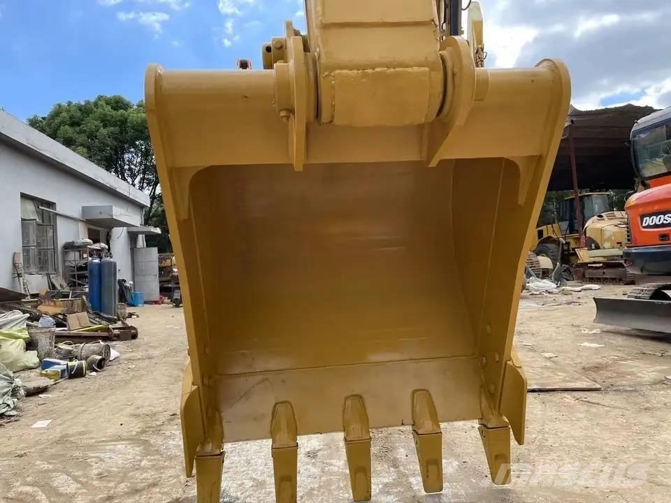 CAT 320C Bandgrävare