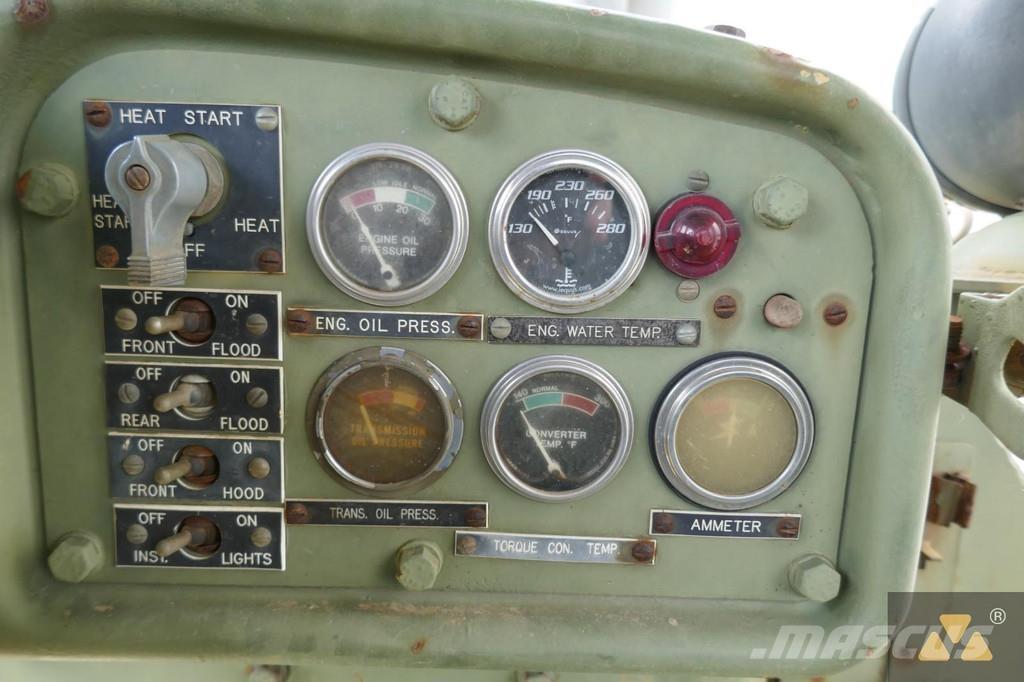 CAT D7F Ex-army Bandschaktare