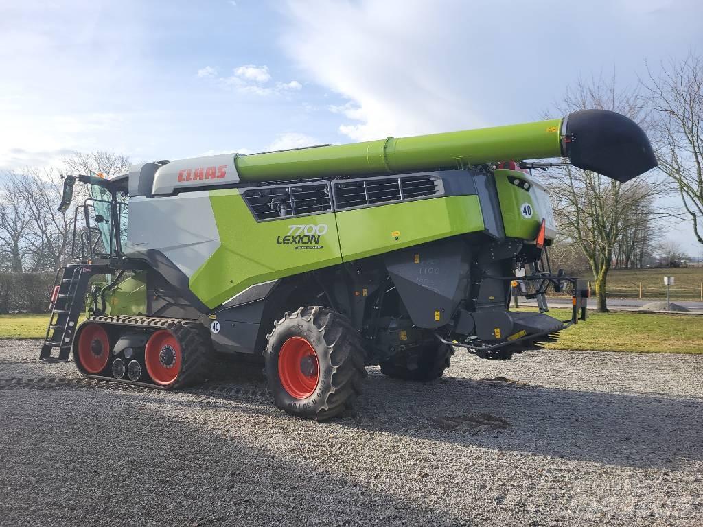 CLAAS Lexion 7700 TT Skördetröskor
