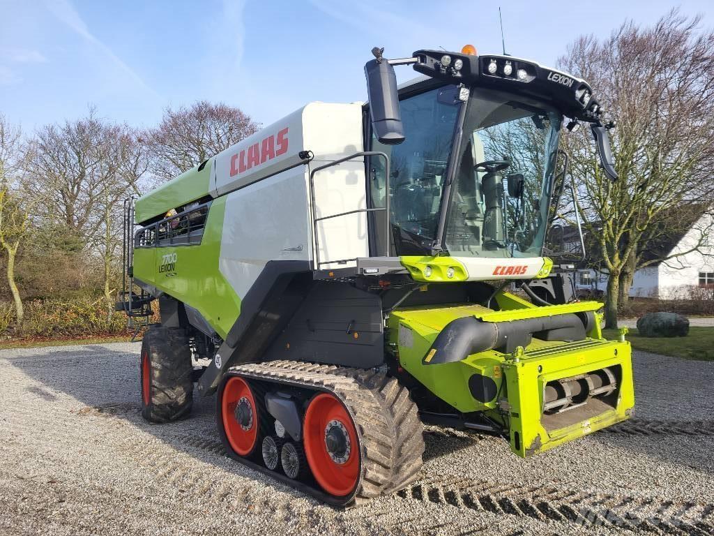 CLAAS Lexion 7700 TT Skördetröskor