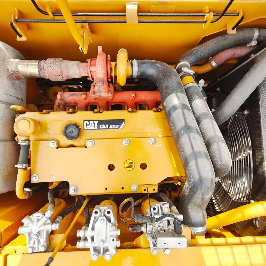 CAT 320D Bandgrävare