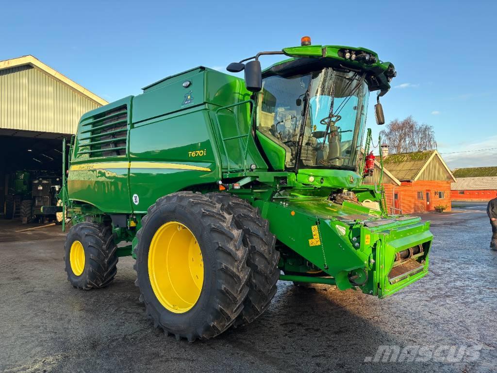 John Deere T670I 4WD Skördetröskor