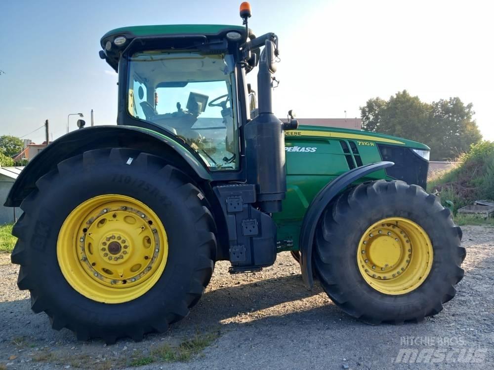 John Deere 7310 R Traktorer
