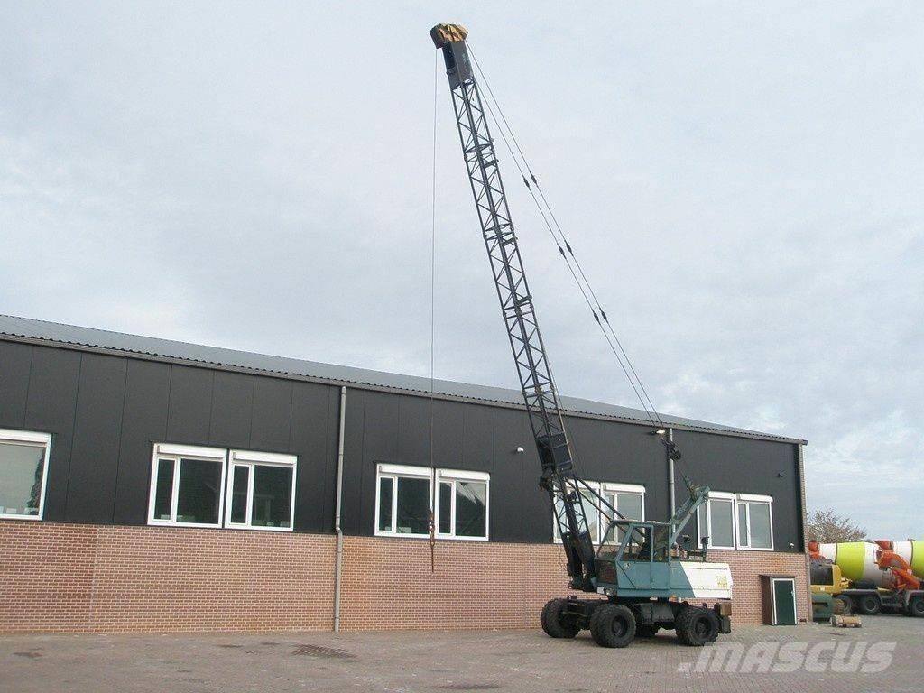 Sennebogen S611M Allterrängkranar