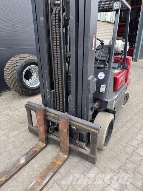 Hyster s3.50 Xl Gasolmotviktstruckar