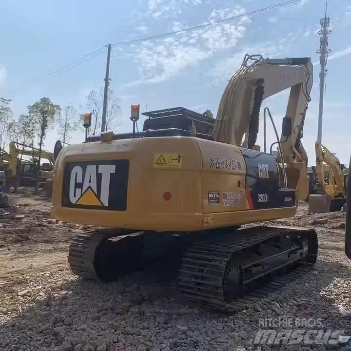 CAT CAT320D Bandgrävare