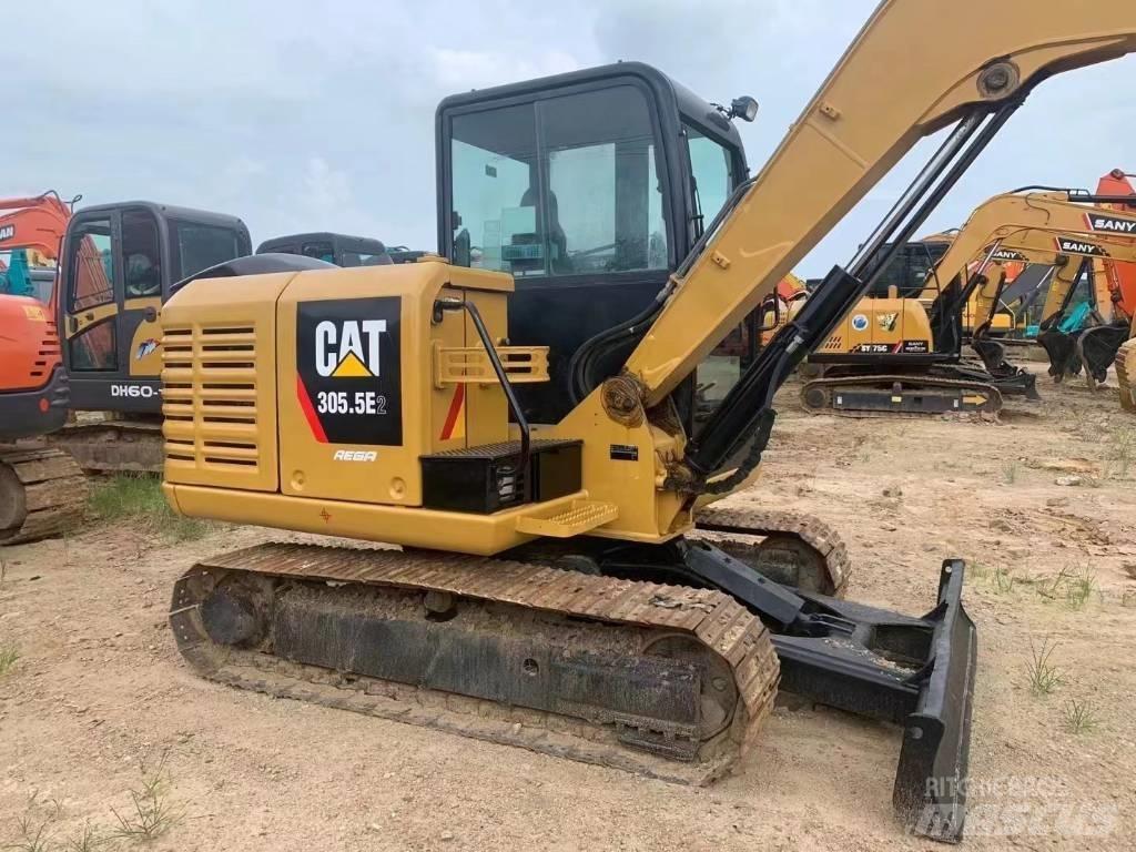 CAT  305.5 Bandgrävare