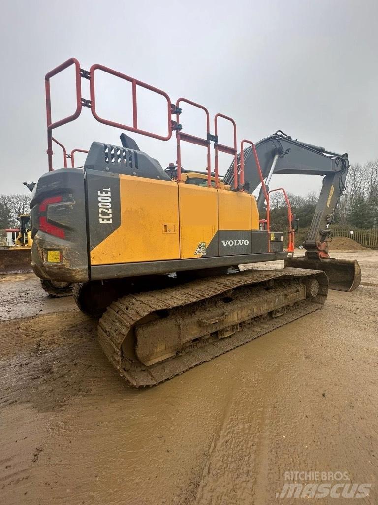 Volvo EC200EL Bandgrävare