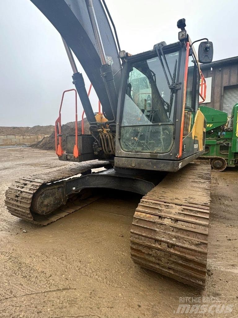 Volvo EC200EL Bandgrävare