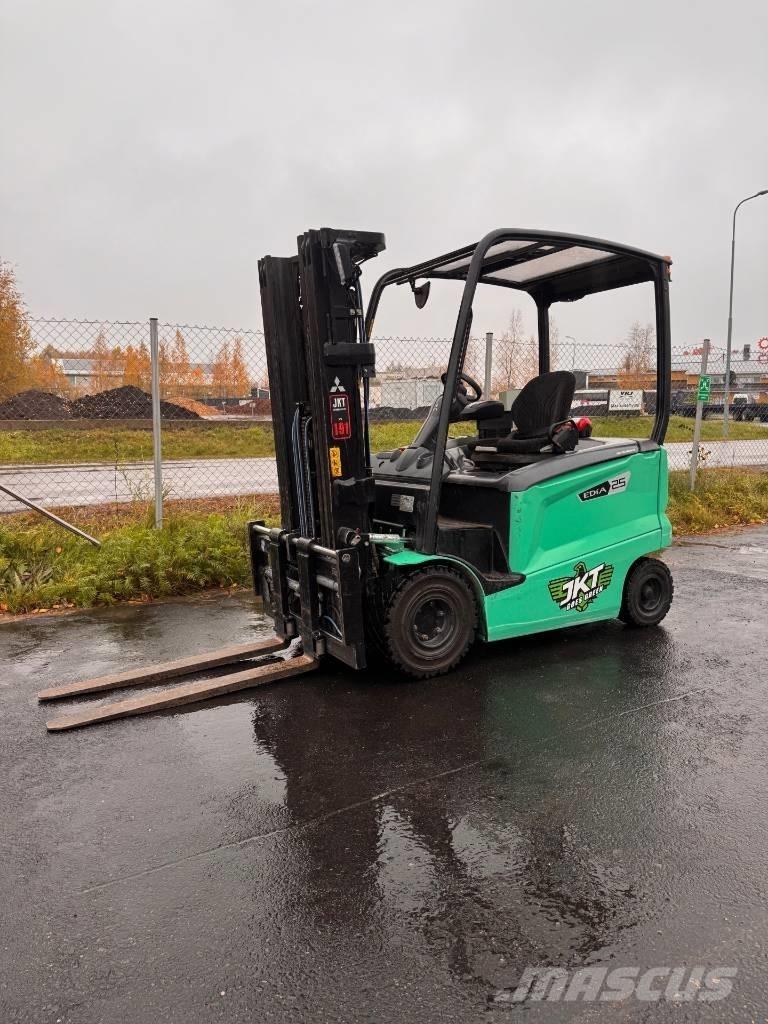 Mitsubishi FB25CN Elmotviktstruckar