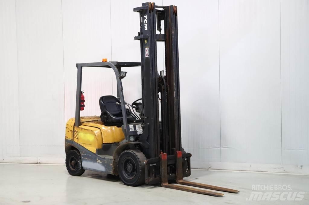 TCM FD25T3 Dieselmotviktstruckar