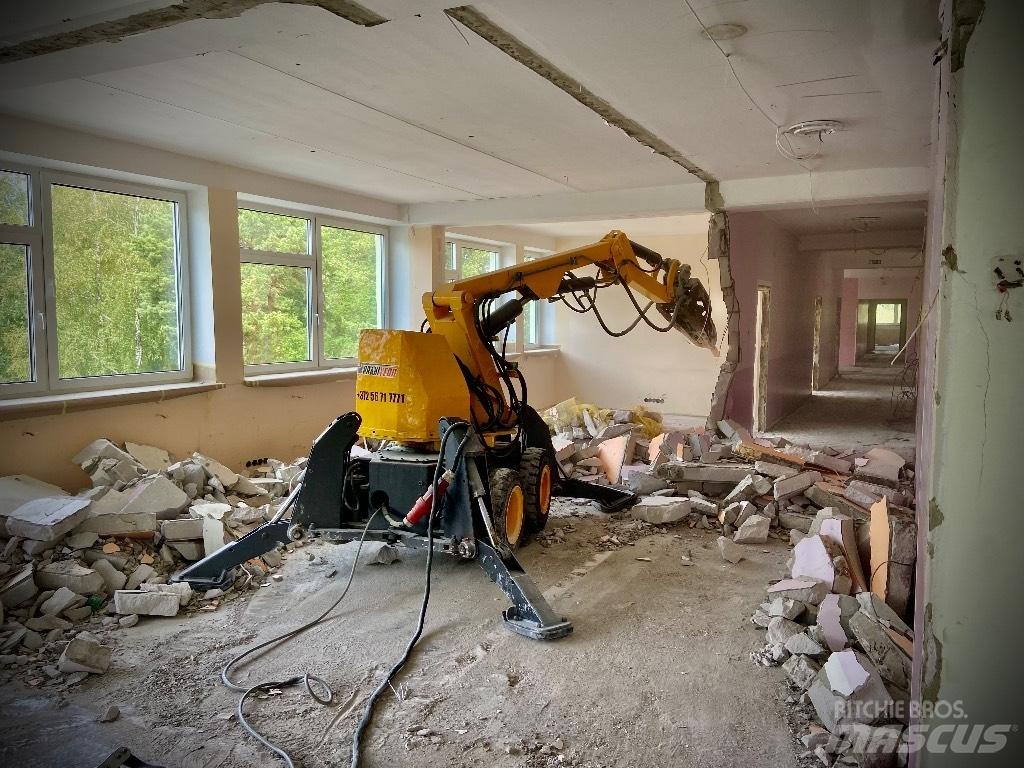 Brokk 250 Rivningsgrävare