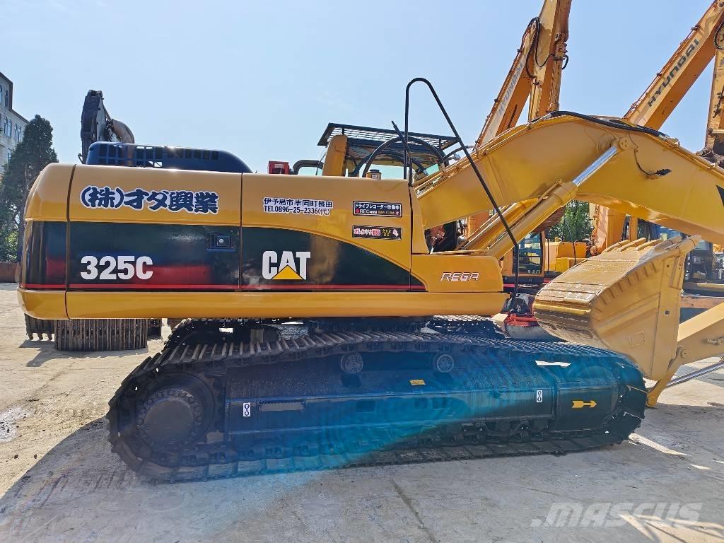 CAT 325 C Bandgrävare