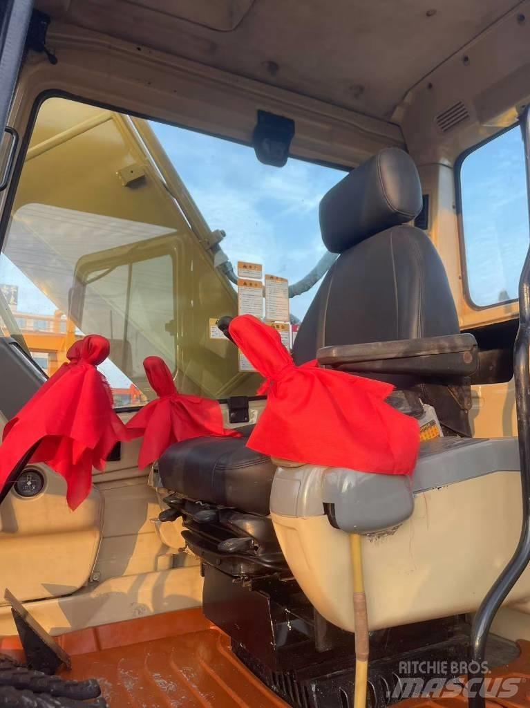 CAT 320 B Bandgrävare