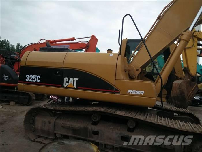 CAT 325 C Bandgrävare
