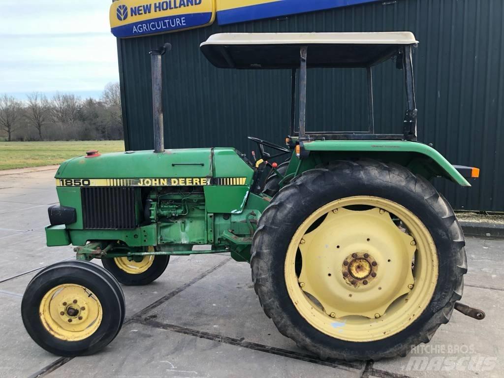 John Deere 1850 Traktorer