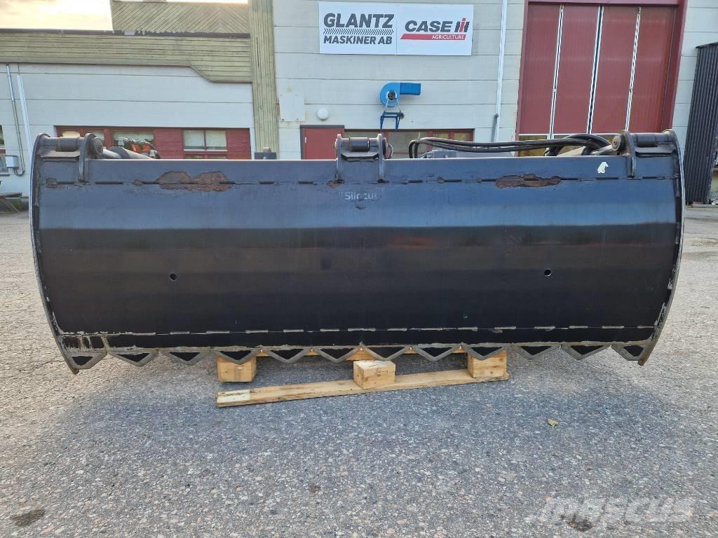 Ålö Silocut 230 . S-BM Lastarredskap