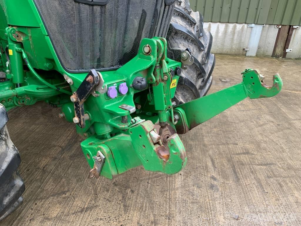 John Deere 7230 R Traktorer