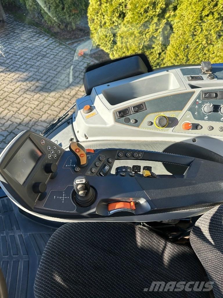 Valtra T234 VERSU Traktorer