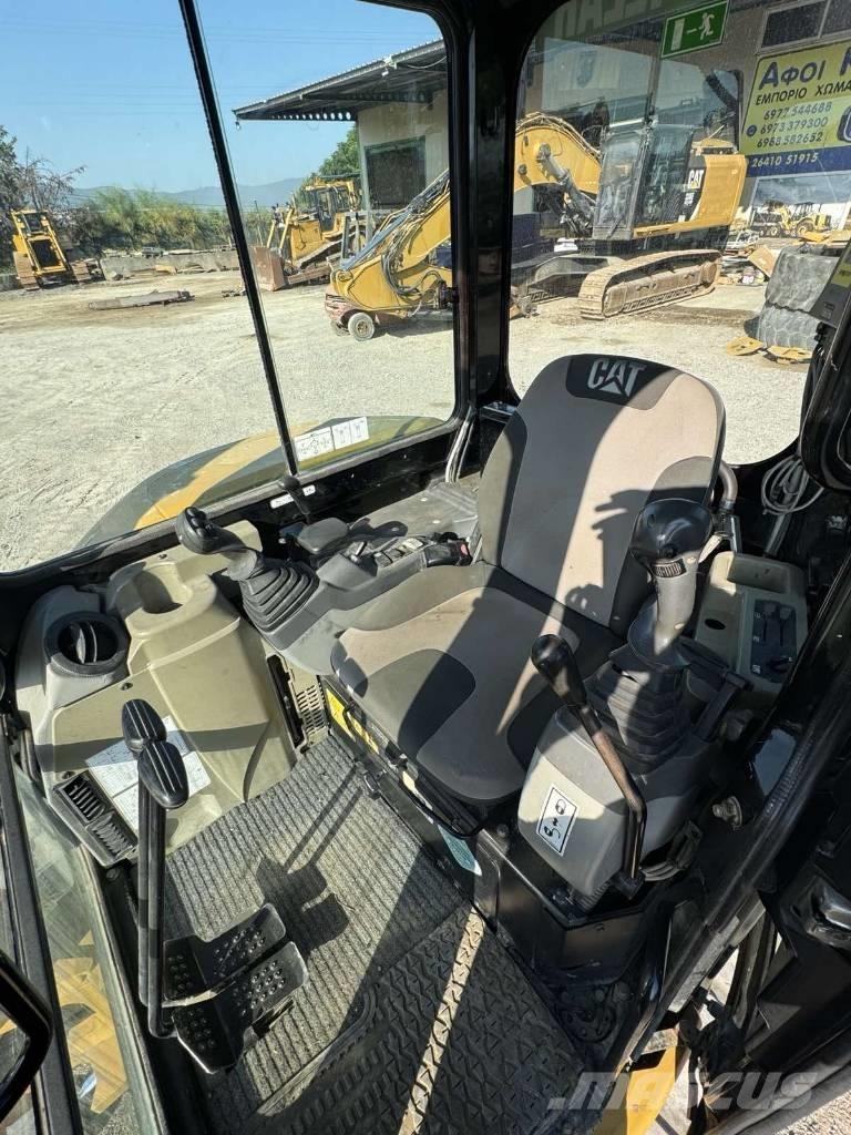 CAT 305 C CR Minigrävare < 7t