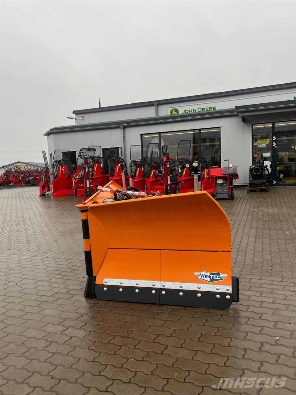  Wintec Vario XM320 Snöblad och plogar