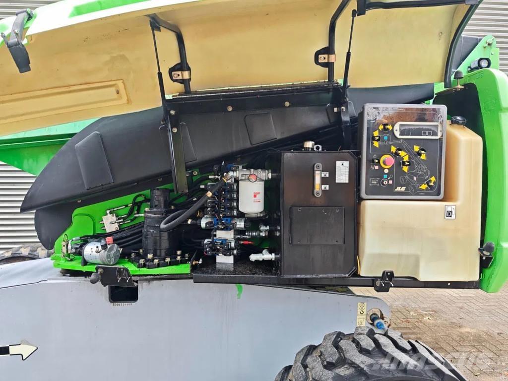 JLG 660 SJ Teleskop bomliftar