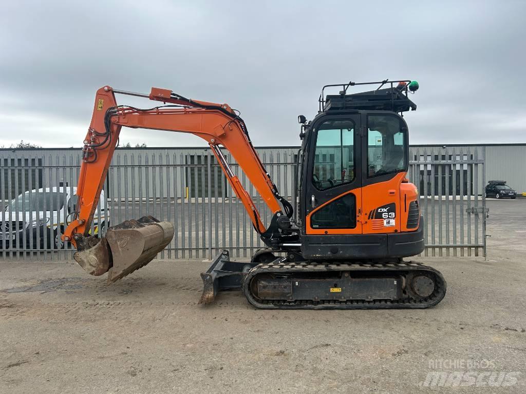 Doosan DX 63-3 Bandgrävare