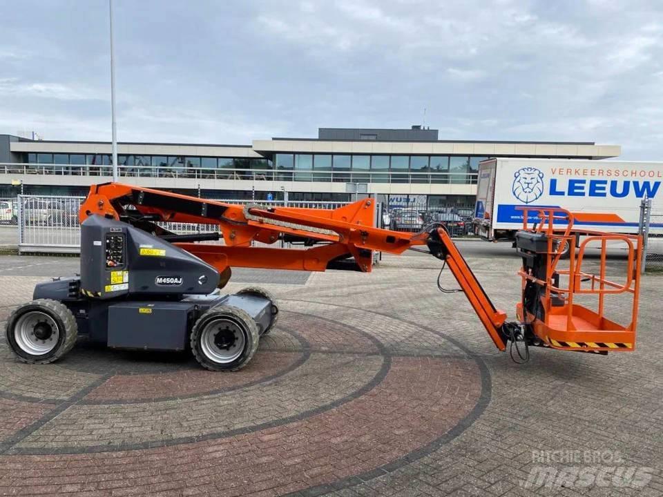 JLG M 450 AJ Bomliftar