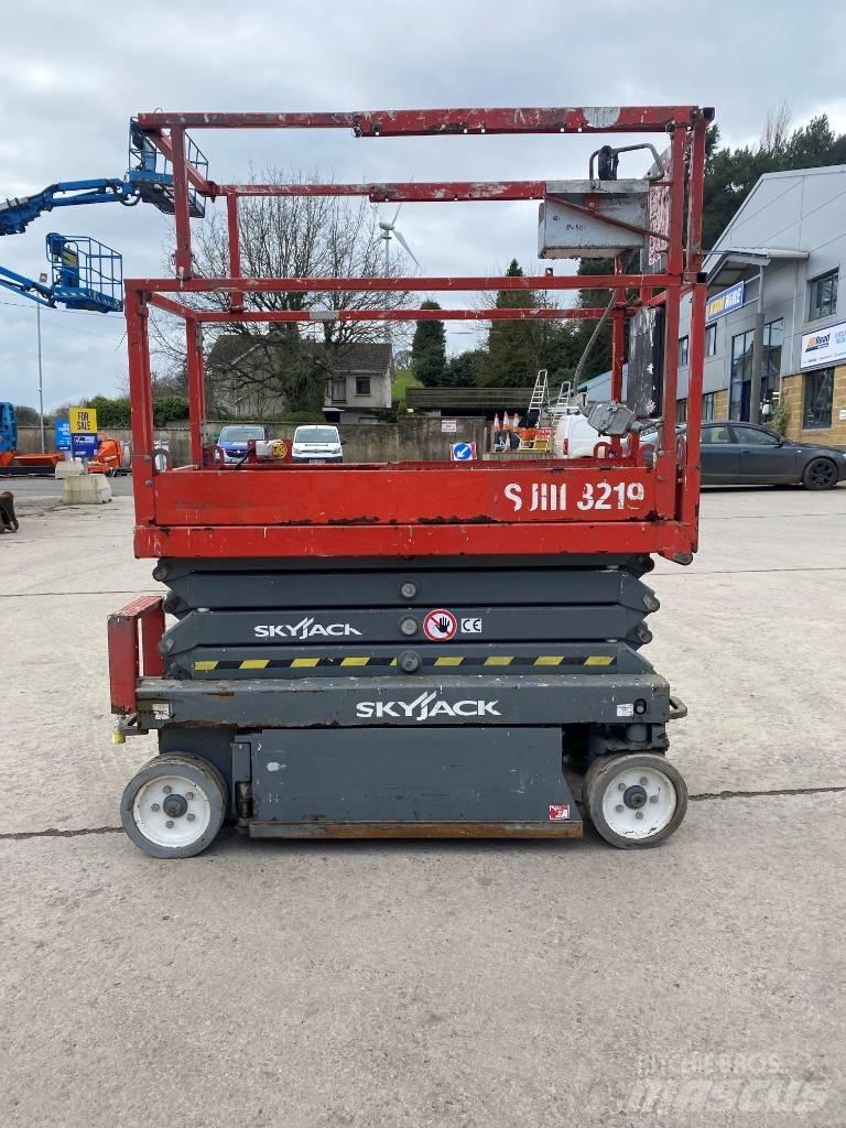 SkyJack SJ 3219 Saxliftar