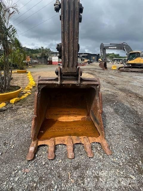 Volvo EC 220 D Bandgrävare