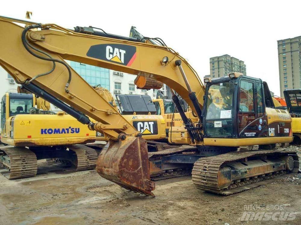 CAT 325DL Bandgrävare