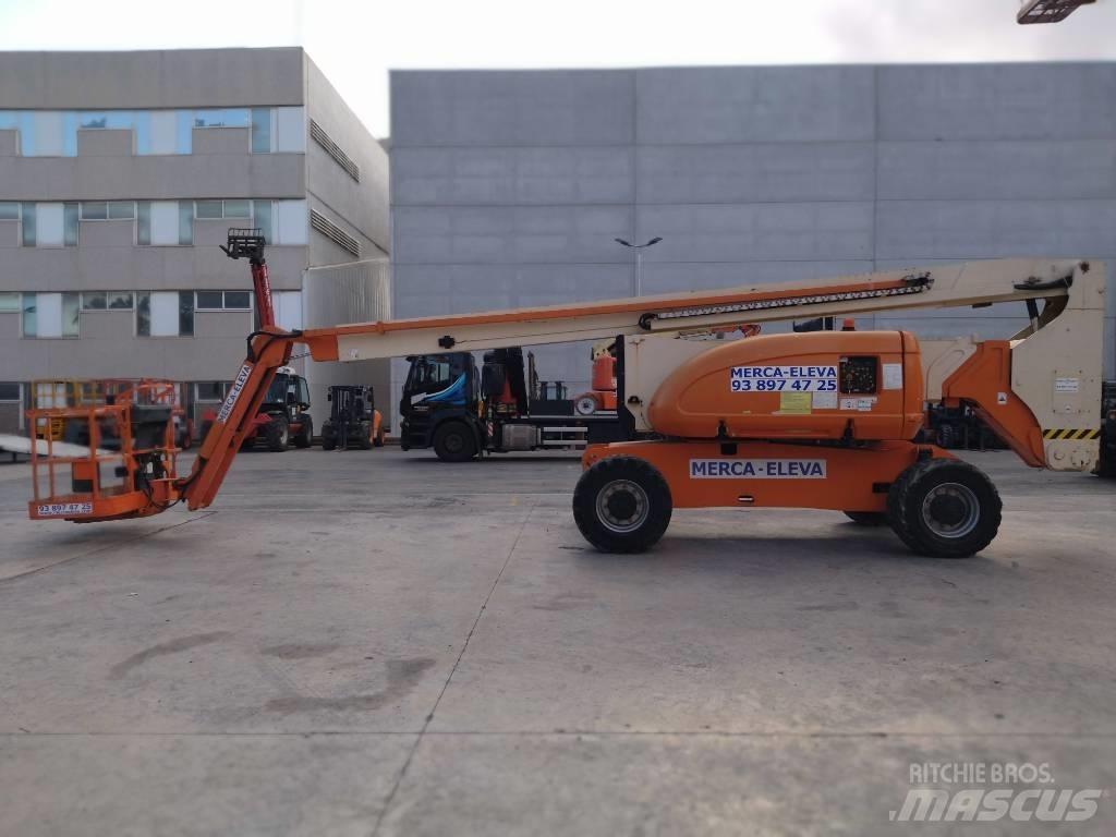 JLG 800 AJ Bomliftar