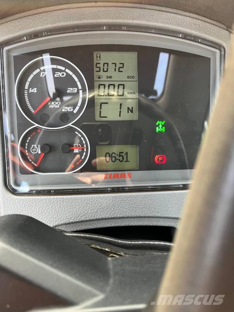 CLAAS Arion 640 CIS Traktorer