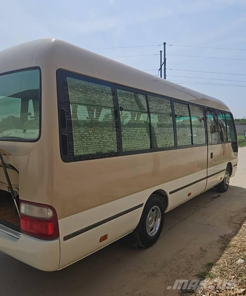 Toyota Coaster Bus Minibussar