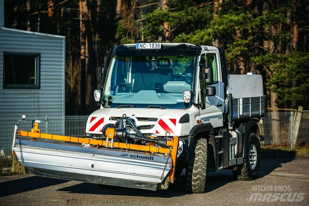 Unimog U 318 Sopmaskiner