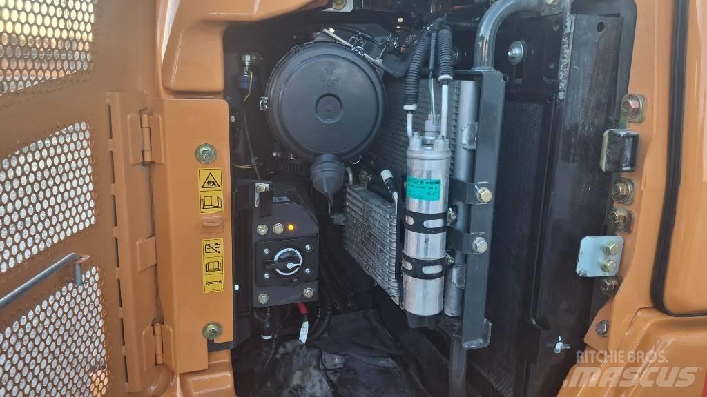 CASE CX 85 D SR Midigrävmaskiner 7t - 12t