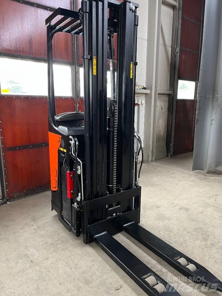 Rocla SST 16 AC Staplare