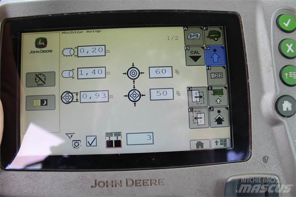 John Deere 990 Rundbalspressar