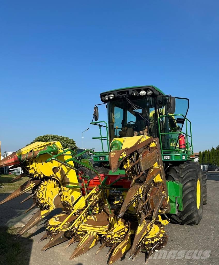John Deere 7300 Självgående fälthackar