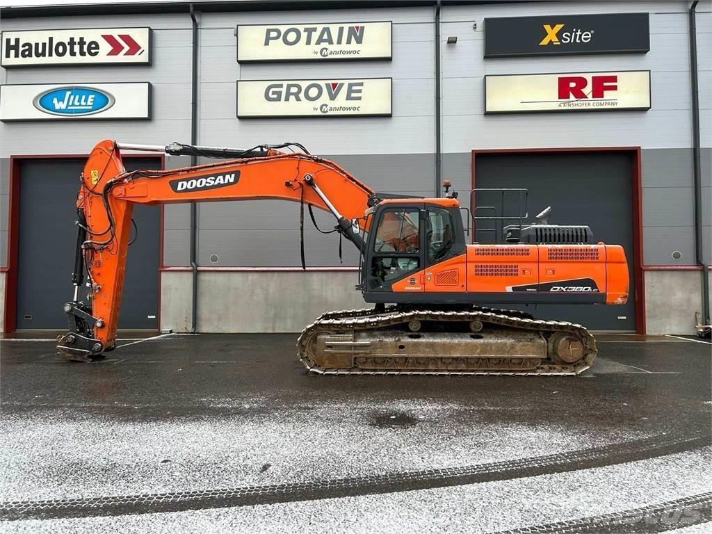 Doosan DX380LC-5 Bandgrävare