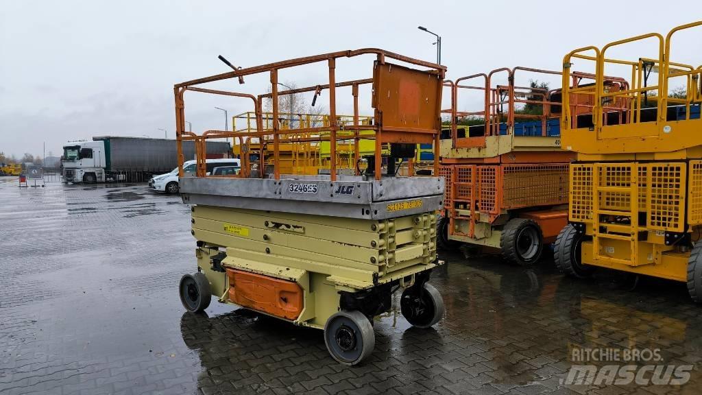 JLG 3246 ES Saxliftar