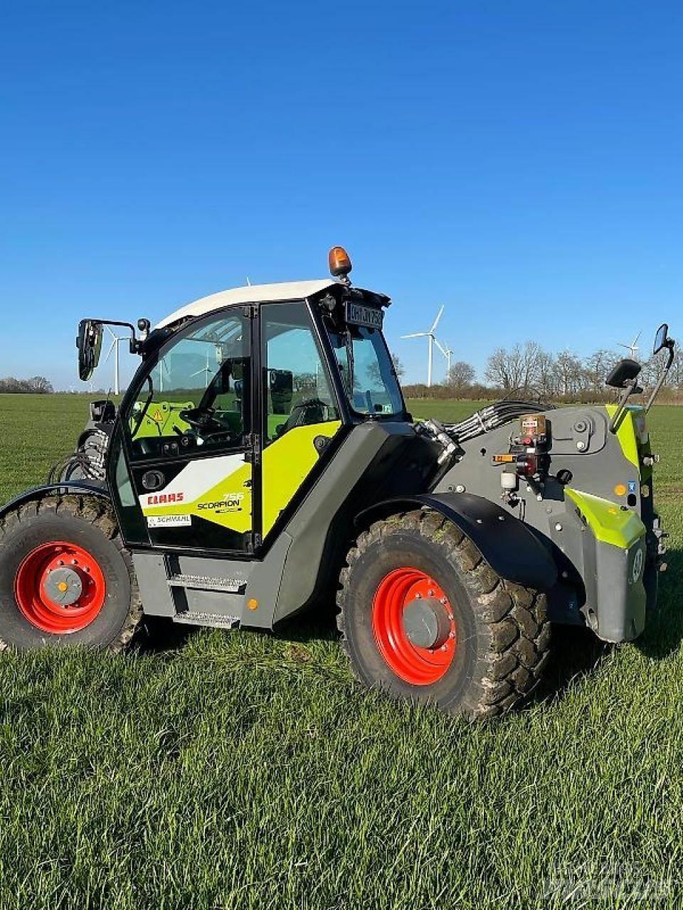 CLAAS SCORPION 756 Teleskop bomliftar
