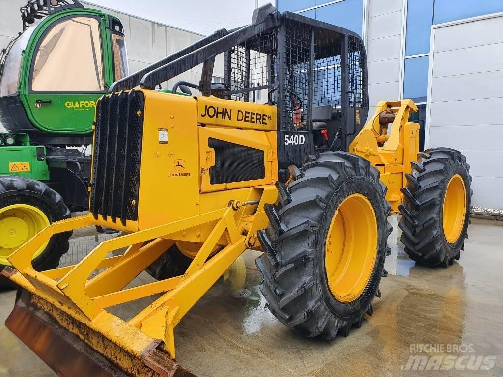 John Deere 540 D Lunnare