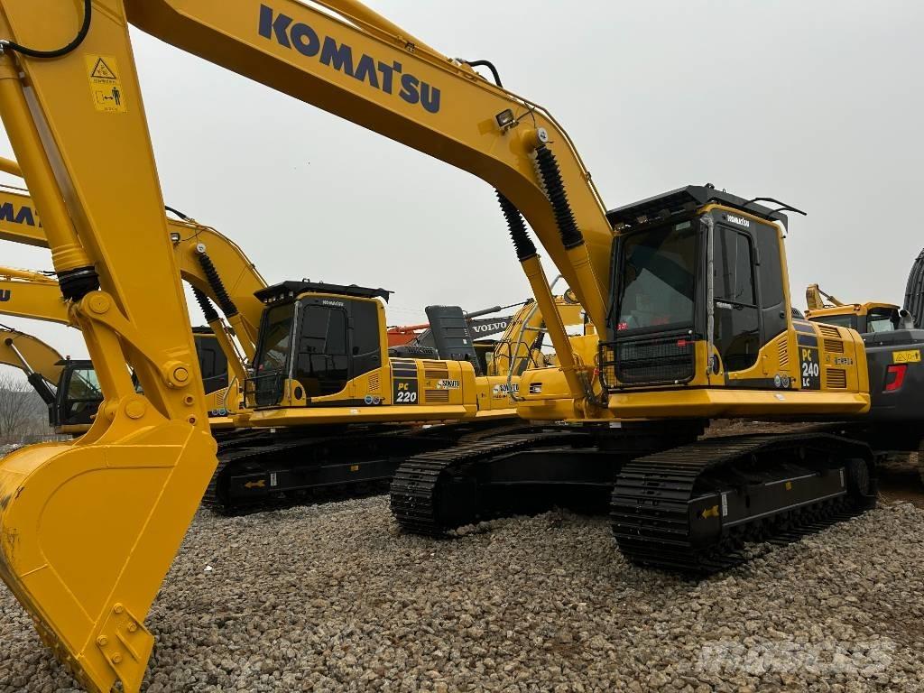 Komatsu 240-8 Bandgrävare