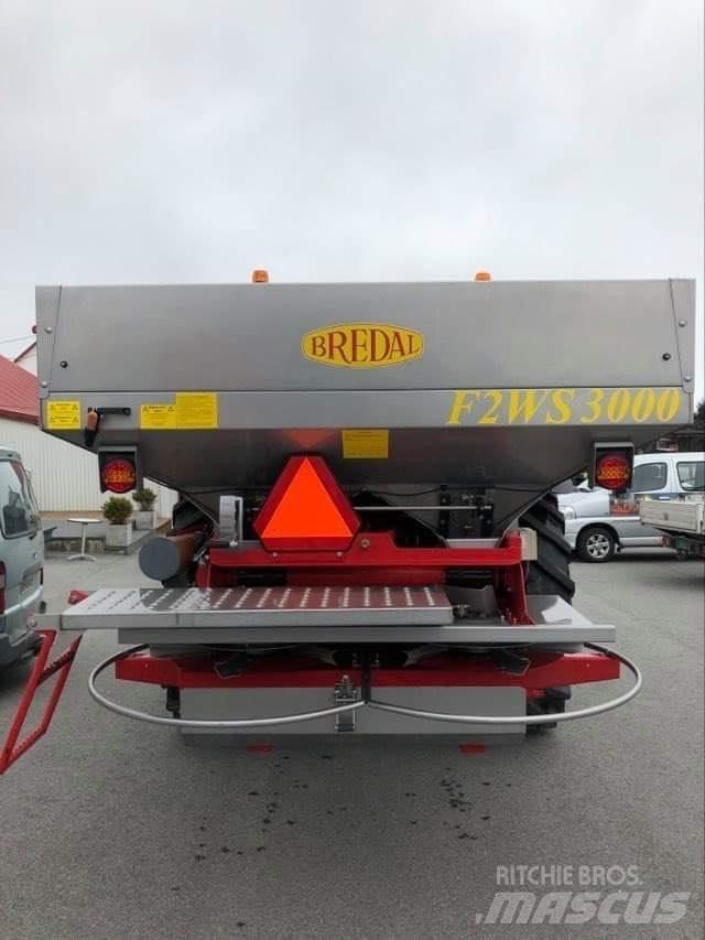 Bredal F2 WS 3000 Mineralgödselspridare